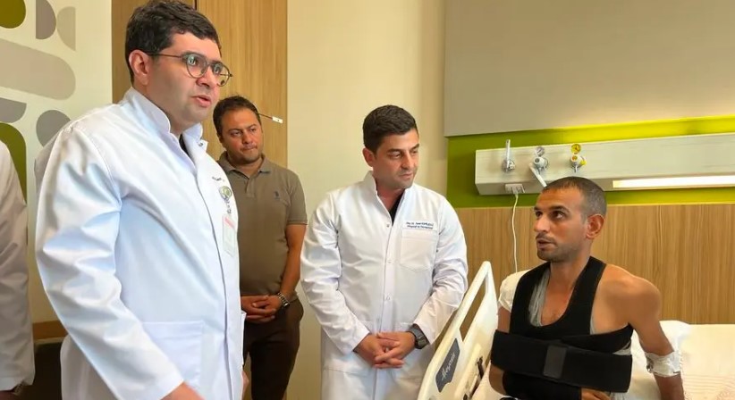 Gaziantep'te Tıp Literatürüne Geçecek Başarı: Dizinden Alınan Dokuyla Omzu Onarıldı