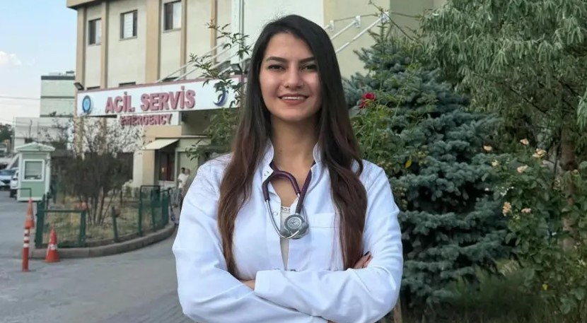 6 Yıllık Mücadele Umuda Dönüştü: Lenf Kanserini Yenen Azra Doktor Olup Hematoloji Seçiyor!