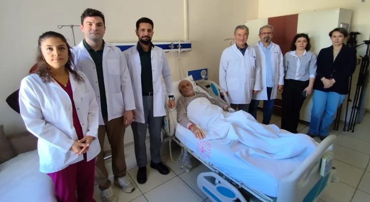 Giresun'da Tıp Literatürüne Girecek Operasyon: Doğuştan Anatomik Farklılığı Olan Mesane Kanseri Hastası Sağlığına Kavuştu
