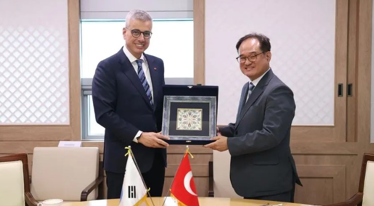Sağlık Bakanı Memişoğlu'ndan Güney Kore'de Kritik Temaslar: Yerli Üretim ve Biyoteknoloji İş Birlikleri Masada