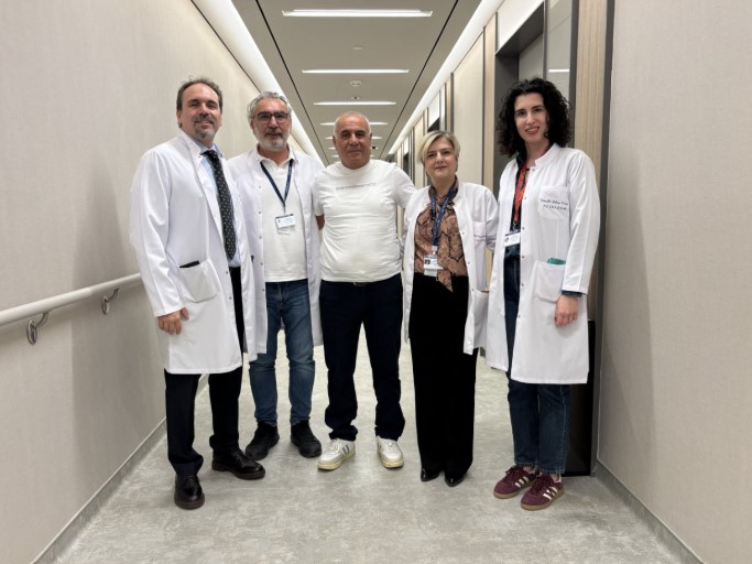 Şah Damarı Yırtılan Fayans Ustası Gürsel Aslan, Kapalı Stent Operasyonuyla Felçten Kurtuldu