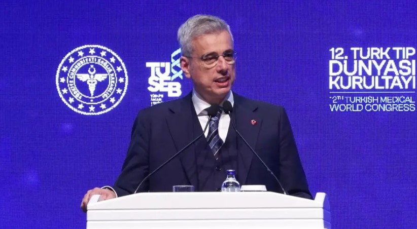 12. Türk Tıp Dünyası Kurultayı Başladı: Bakan Memişoğlu'ndan "Üreten Sağlık ve Yerli Teknoloji" Vurgusu