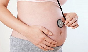 Bebekten kürtaja 'sesli' savaş