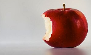 Kolon kanserine karşı elma ve zerdeçal