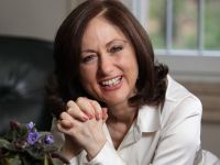 Ünlü nöroloğa 1 ay meslekten men cezası!