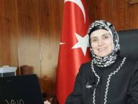 Türkiye'nin ilk tıbbiyeli başörtülü rektörü