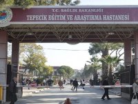 İzmir’de Tıp Literatürüne Geçecek İlklere İmza Atıldı: Kalbindeki Ölümcül Kitle Kemik Kesilmeden Çıkarıldı!