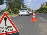 Emekli polis kardeşini vurdu, hastaneye götürken kaza yaptı