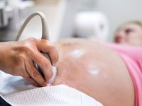 Doğumsal kalp anomalileri anne karnında tedavi edilebiliyor