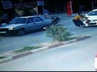 Tarsus'ta feci kaza: Oğlunu otomobilin altında kalmaktan kurtaramadı