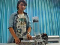 Dedesi ve anneannesinin ölümünden etkilenen liseli gençten hayat kurtaran proje