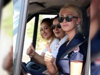 Kadın ambulans şoförü çocukluk hayalini gerçekleştiriyor