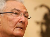 Neden Türk hekimlerine emanet etmiyoruz?