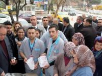 Hastane çalışanları Mehmetçik için lokma döktürdü