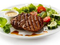 Araştırma Ortaya Koydu: Et Tüketimi Alzheimer Riskini Azaltabilir