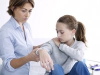 Çocukluk romatizması tedavi edilmezse büyümeyi olumsuz etkiliyor