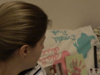 İlkokul öğrencisi annesinin kollarında can verdi, anne okuldan şikayetçi