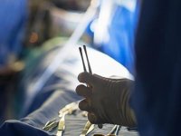 V-Notes endoskopik cerrahi işlemiyle vücutta kesi izi kalmıyor