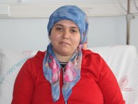 Samsun'da iç organları ters olan kadının ameliyatla böbreğinden 30 adet taş çıkarıldı