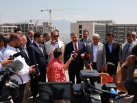 Bakan Koca, İzmir Bayraklı Şehir Hastanesi inşaatında incelemelerde bulundu