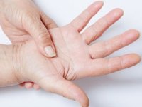 Tetik parmak rahatsızlığına dikkat