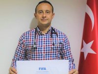 Doç. Dr. Hasan Güngör, FIFA'nın resmi Futbol Doktoru oldu