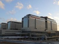 Başakşehir İkitelli Şehir Hastanesi'nin ilk etabı hizmete açıldı