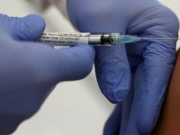 Kovid-19'la mücadele kapsamında uygulanan aşı miktarı 29 milyon 500 bin 747 oldu