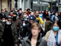 Belçika'nın başkenti Brüksel'de açık havada maske takma zorunluluğu kalkıyor