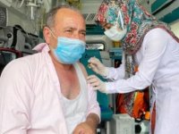 Iğdır'da mobil aşı noktalarında vatandaşlara Kovid-19 aşısı uygulanıyor