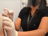Kovid-19 aşı odalarında görevli personele ek ödeme verilecek