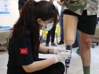 Türkiye, Barış Pınarı Harekatı bölgesindeki engellilerin yüzünü protez desteğiyle güldürüyor