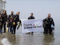 SOCAR Gönüllüleri Marmara Denizi'nde müsilaj ve çöp temizliği yaptı