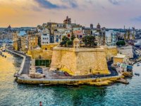 Malta, aşılamasını tamamlamayanlara sınırlarını kapatma kararı aldı