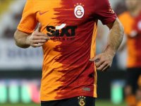 Galatasaray'da iki futbolcunun Kovid-19 testi pozitif çıktı