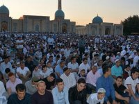 Özbekistan'da Kovid-19 nedeniyle bayram namazı ve bir süre cuma namazları kılınmayacak
