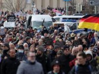 Almanya Sağlık Bakanı Spahn, Kovid-19 vakalarında ciddi artış yaşanabileceği konusunda uyardı