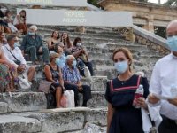 Yunanistan’da Kovid-19 aşısı olmayanlara yönelik tedbirler artırıldı