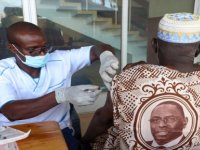 Senegal'de nüfusun yüzde 3,5'inin Kovid-19 aşıları tamamlandı