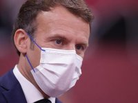 Fransa Cumhurbaşkanı Macron: "Sağlık ruhsatı uygulamasına geçmeseydik kapanmak zorunda kalacaktık"