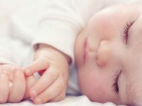 Bebeğinizi Sallayarak Uyutuyorsanız Dikkat !