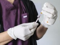 Muş'ta sağlık çalışanları aşı olmayan hastaların pişmanlığına tanıklık ediyor