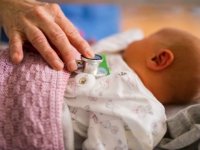 Kıbrıs Rum kesiminde 7 günlük bebek Kovid-19 teşhisiyle hastaneye yatırıldı