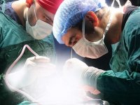 MTÜ'de beyin tümörü ve kompleks spinal cerrahi ameliyatları başladı