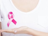 Her yıl 18 bin kadına meme kanseri tanısı konuluyor