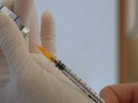 Uzmanından "Aşı karşıtlığı vaka sayısının düşmesini engelliyor" değerlendirmesi