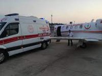 Kars'ta tedavi gören 10 haftalık bebek ambulans uçakla Eskişehir'e getirildi