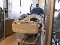 ABD'de Kovid-19'dan hastaneye yatışlar rekor seviyede