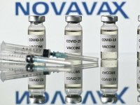 Fransa, Novavax'ın geliştirdiği Kovid-19 aşısının kullanımına onay verdi