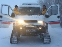 Kayseri'de paletli ambulanslar kış koşullarında hastaların imdadına yetişiyor
